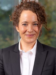 Dr. med. Reta Pelz Dr. med. Reta Pelz